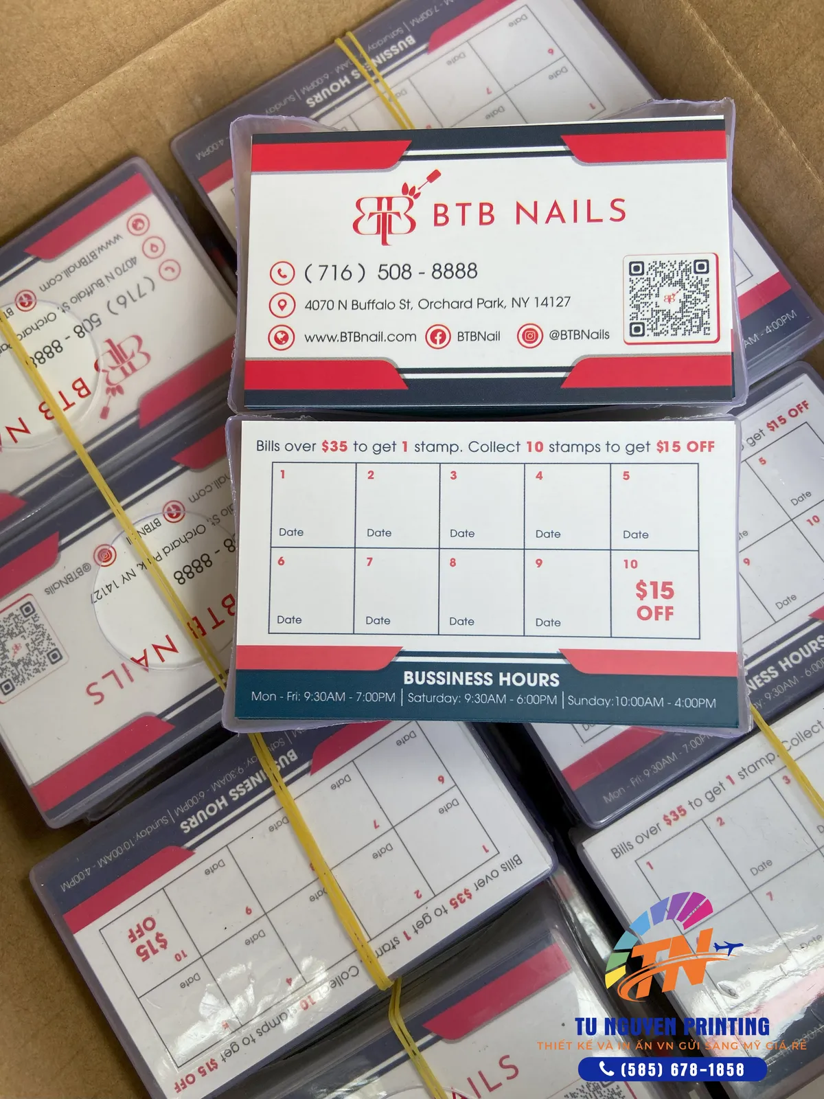 Business card tiệm nail đóng hộp