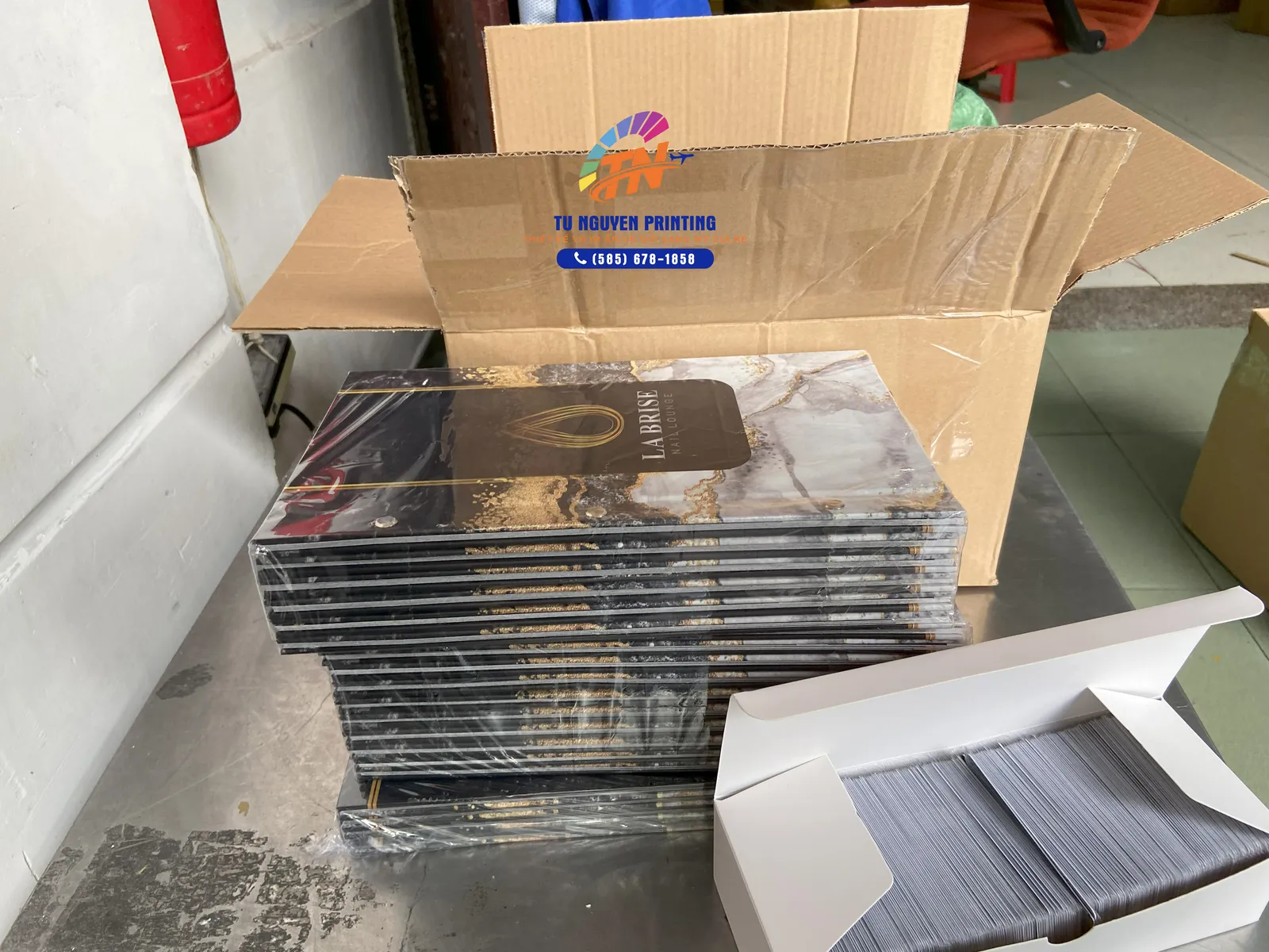 Menu Book tiệm nail Tú Nguyễn Printing 15