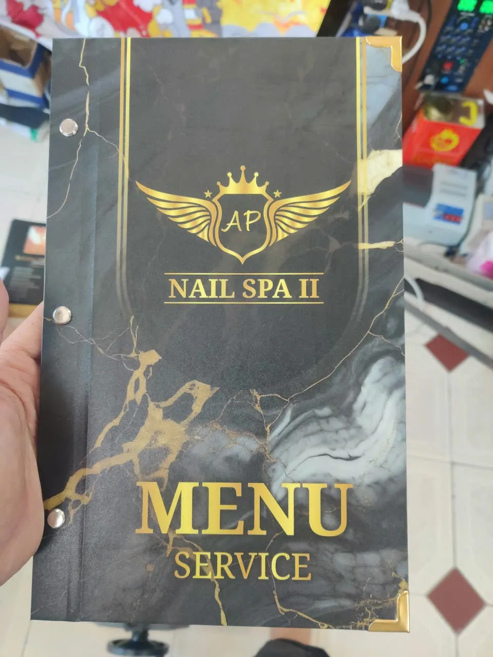 Menu book bìa marble cho nail spa
